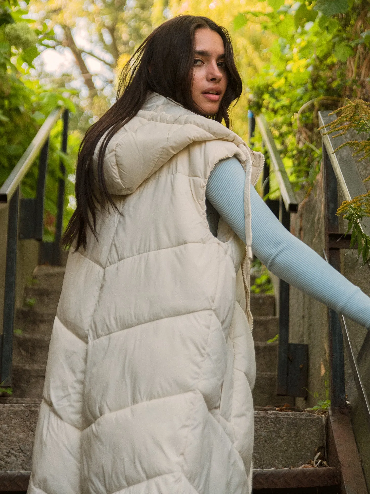 B.YOUNG BOMINA LONG HOODED PUFF VEST