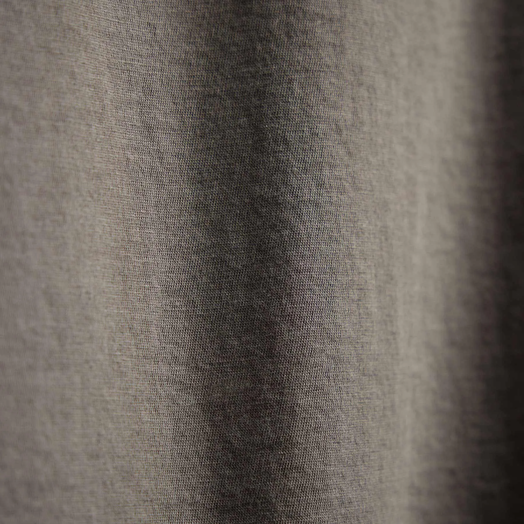 Luxe Lotus Jersey Crew - Granite
