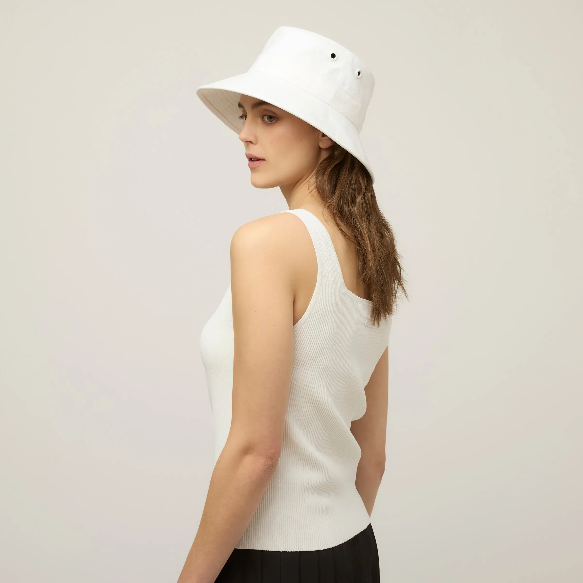 Square Neck Rib Shell