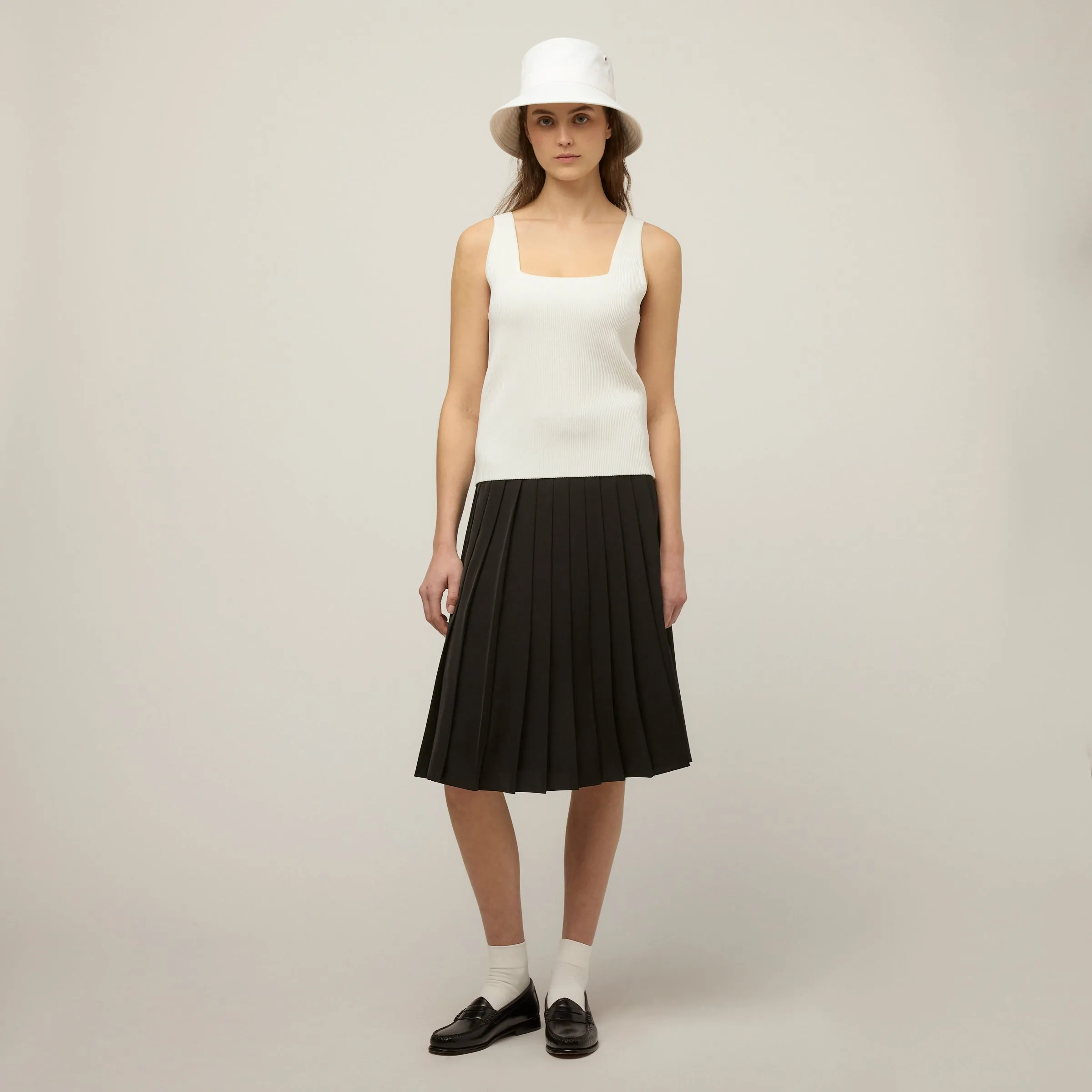 Square Neck Rib Shell