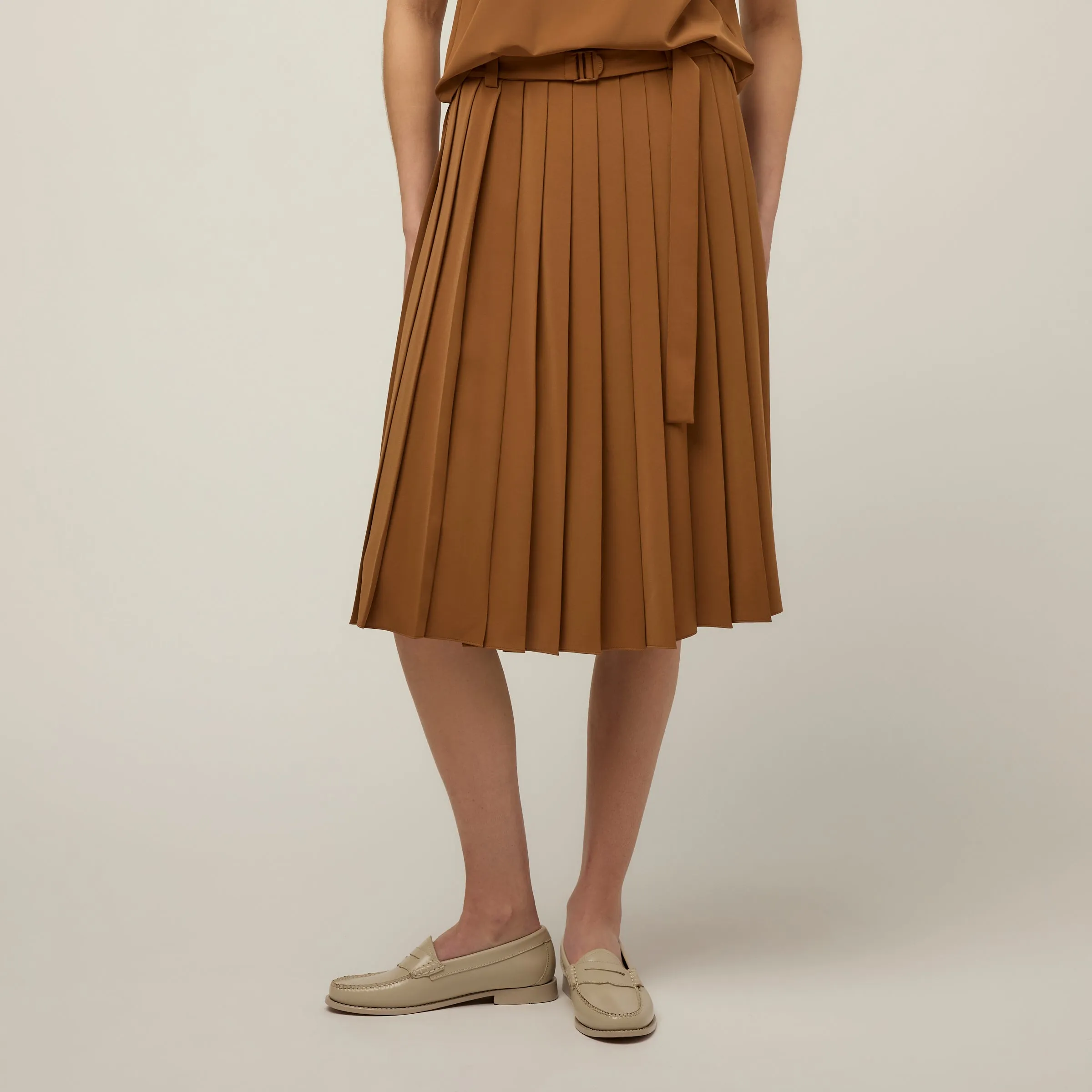 Tech Slk Pleated Skirt