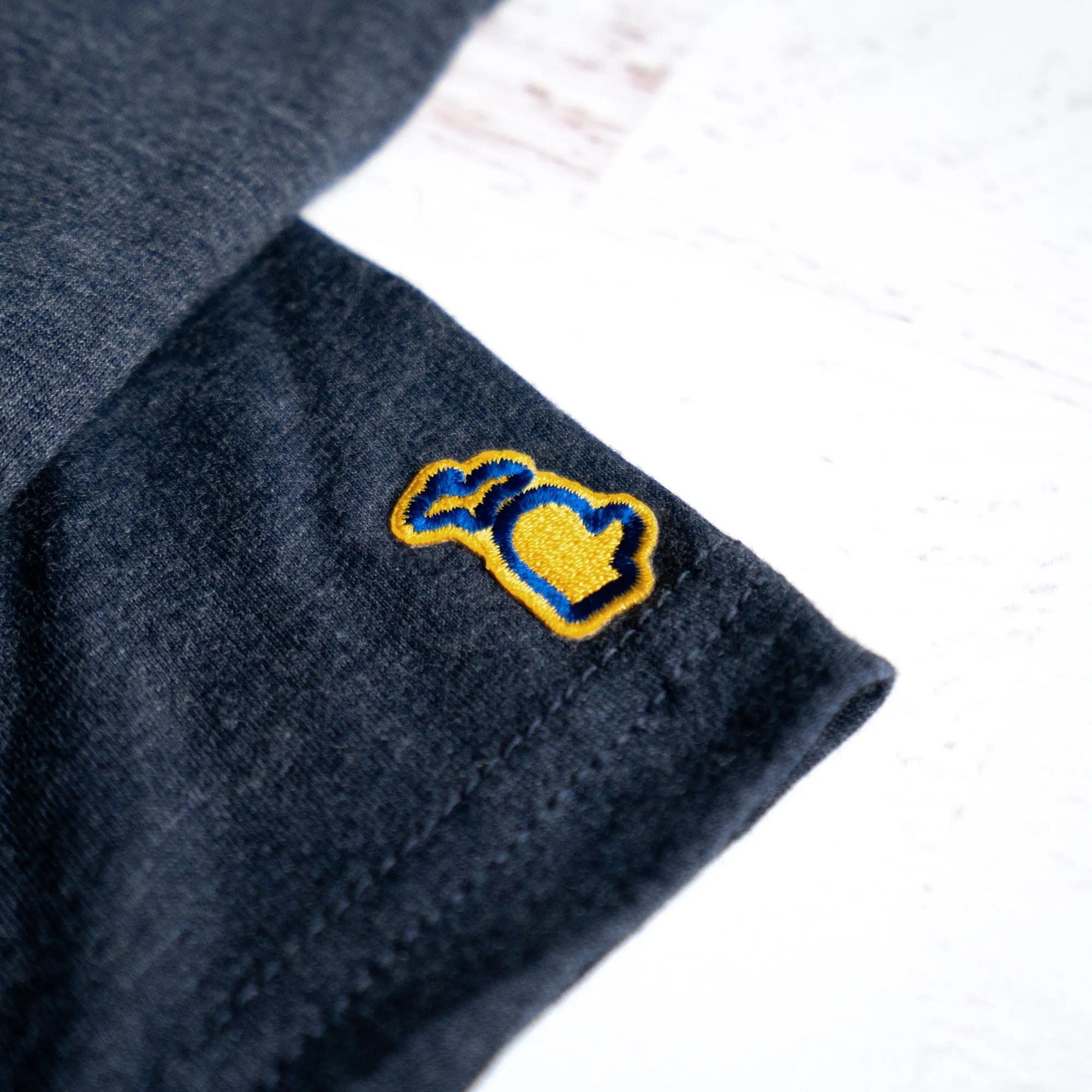UofM - 1981 SCRIPT (UNISEX)