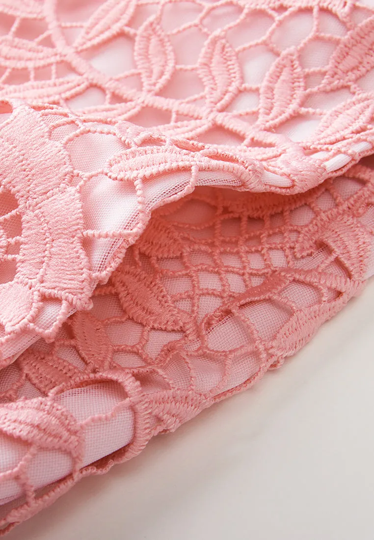 V-Neck Puff-sleeve Slim-cut Lace Dress