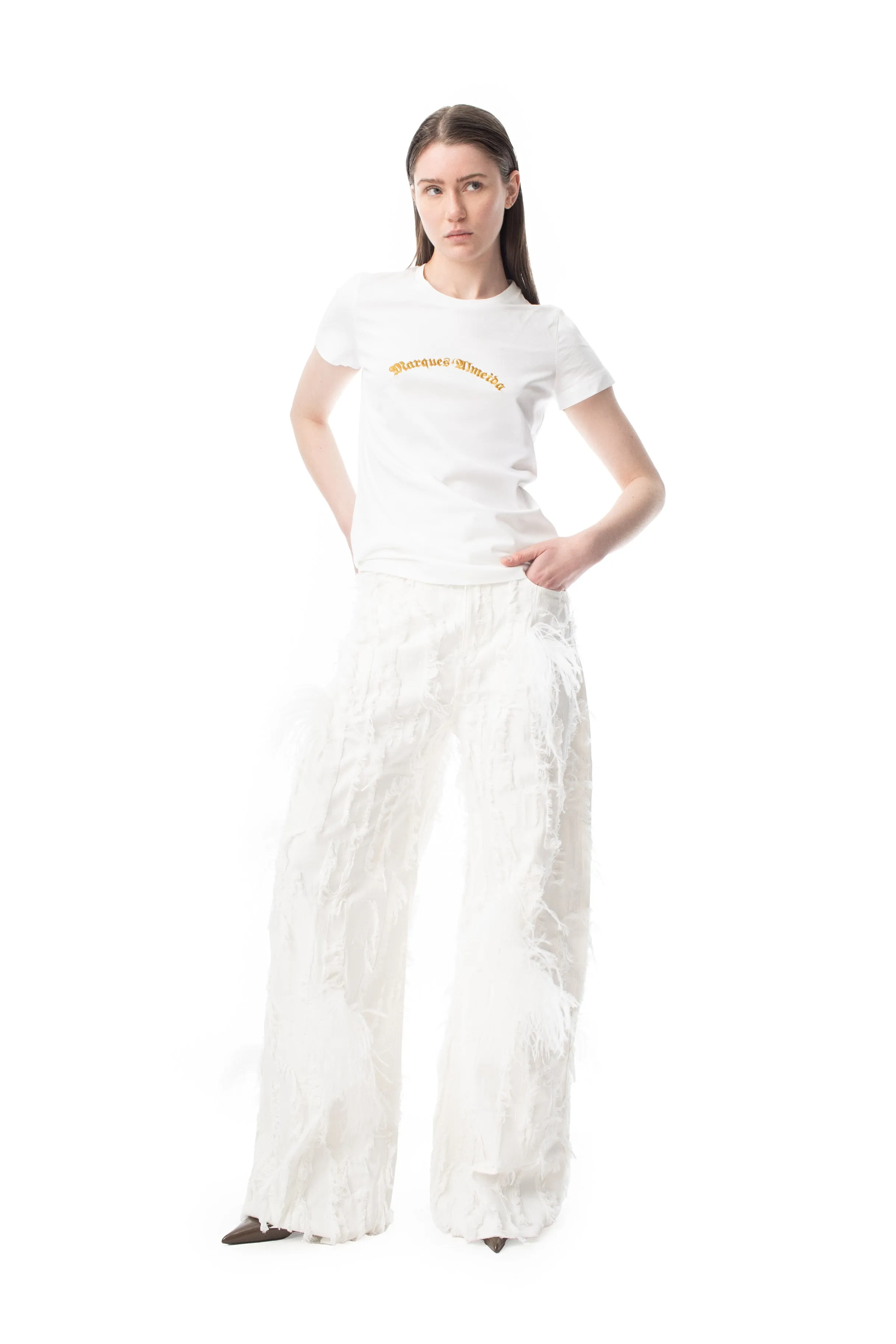 WHITE CAP SLEEVE T-SHIRT WITH GOLD LOGO