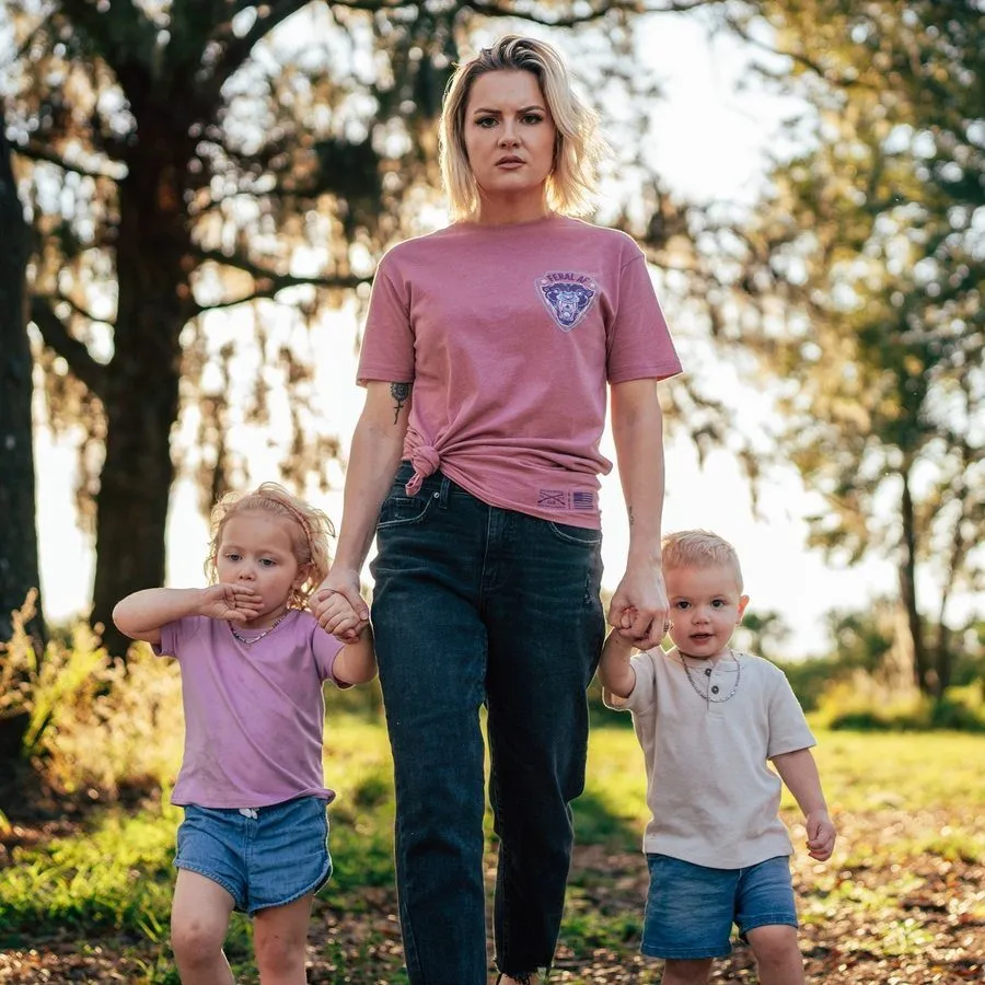 Women's Feral AF Mom Boyfriend Fit T-Shirt - Heather Mauve