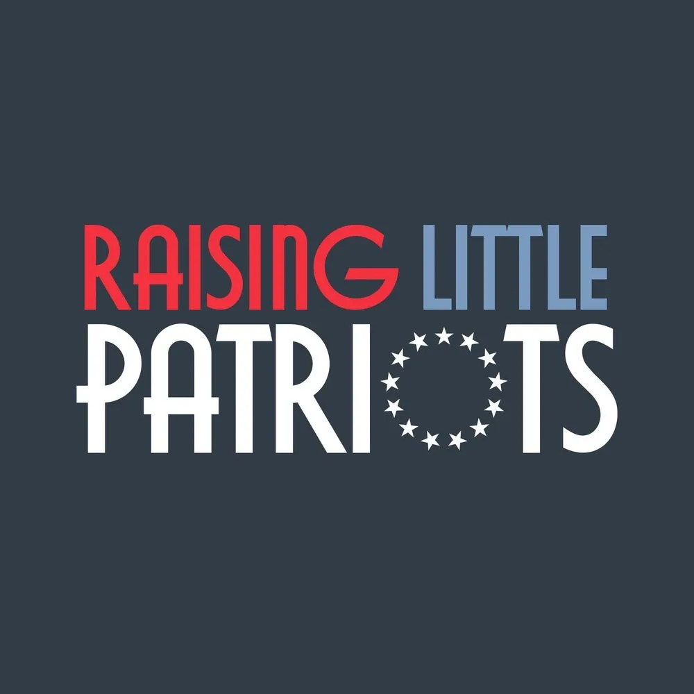 Women's Raising Little Patriots Boyfriend Fit T-Shirt - Midnight Navy